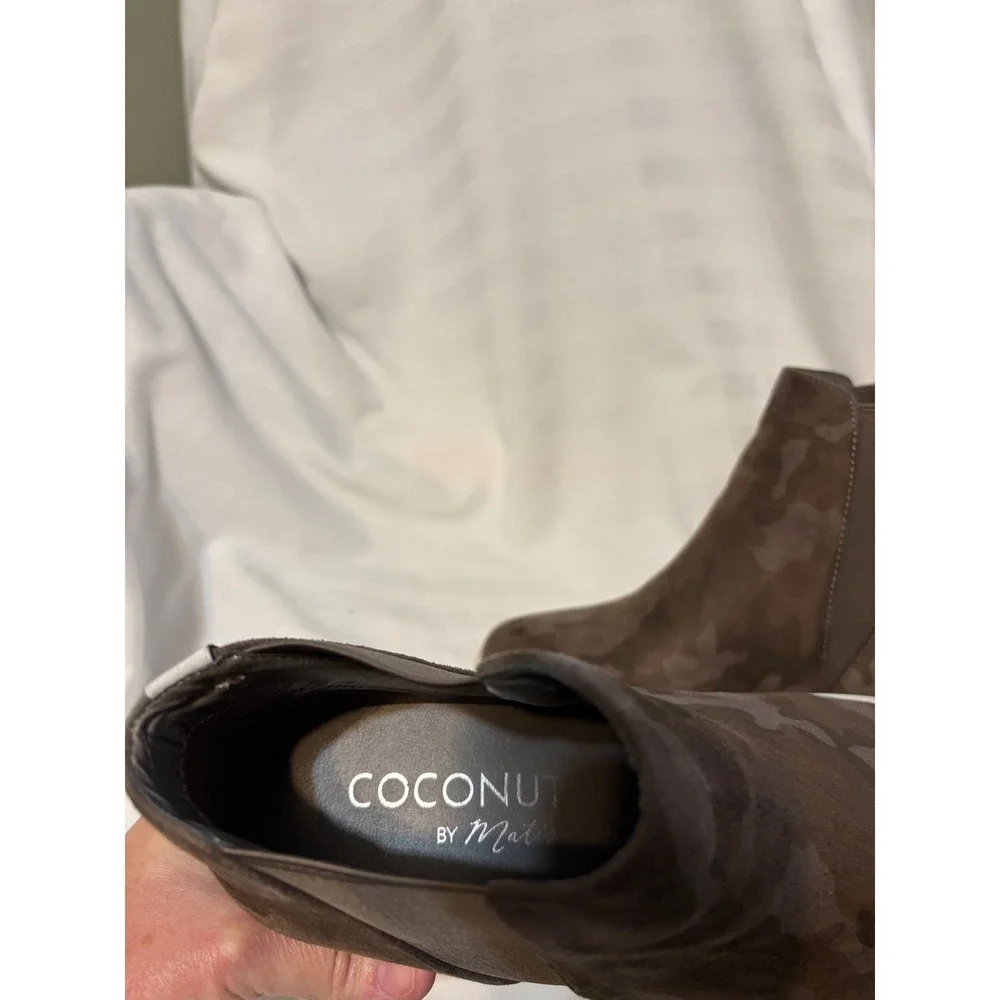 Coconuts by Matisse Womens‎ Wedge Sneaker Brown Camo Ankle Bootie Size 10M